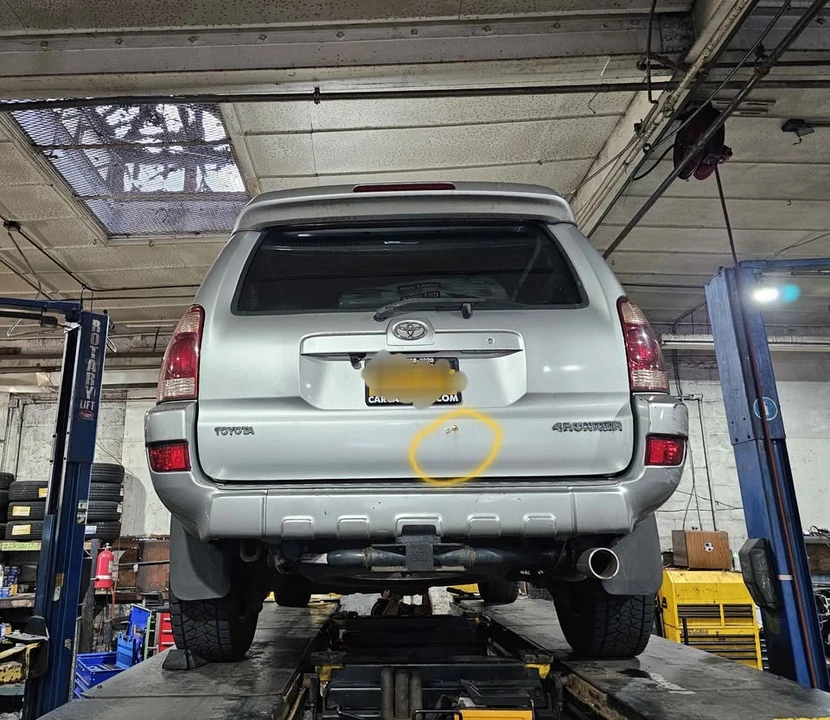2005 Toyota 4Runner 4th Gen - Image 11 of 17