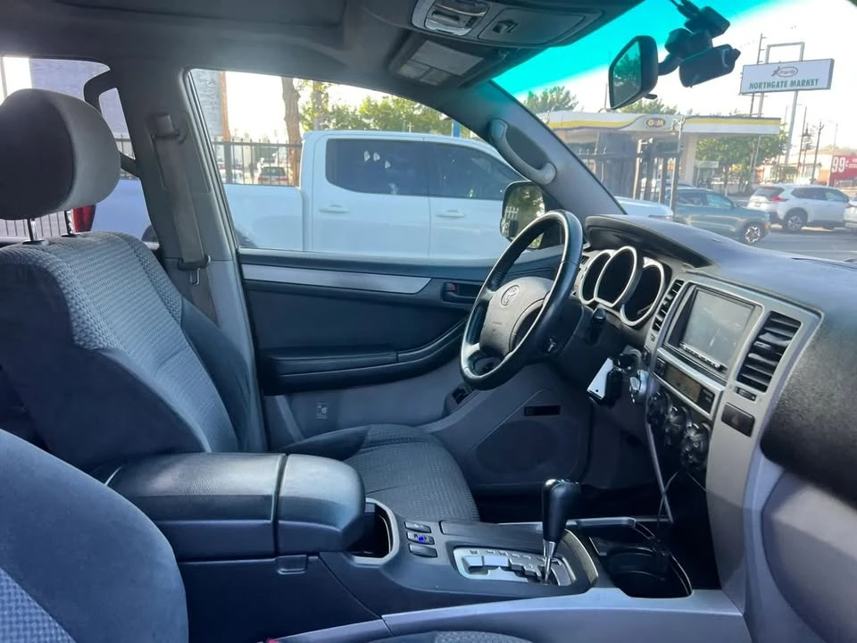 2005 Toyota 4Runner 4th Gen - Image 14 of 15