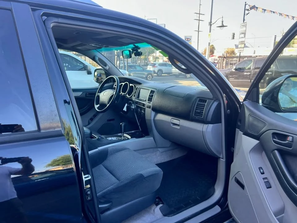 2005 Toyota 4Runner 4th Gen - Image 10 of 15