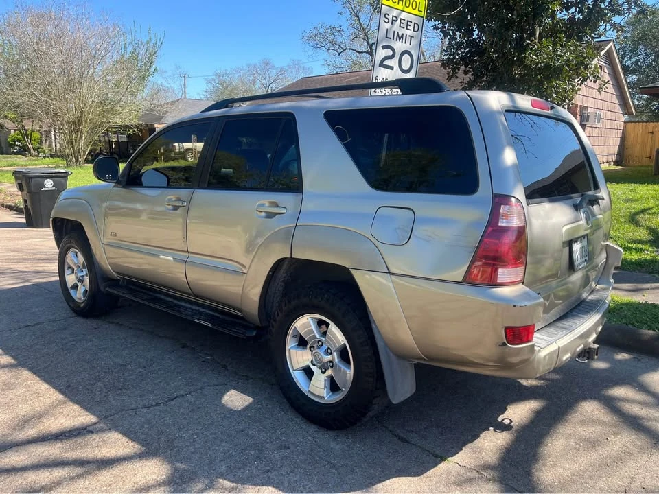 2005 Toyota 4Runner 4th Gen - Image 2 of 5