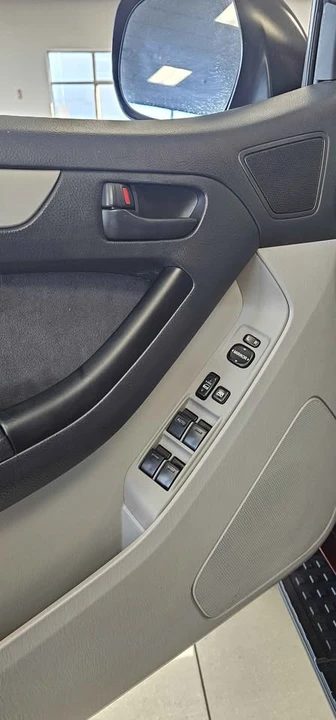 2005 Toyota 4Runner 4th Gen - Image 6 of 17