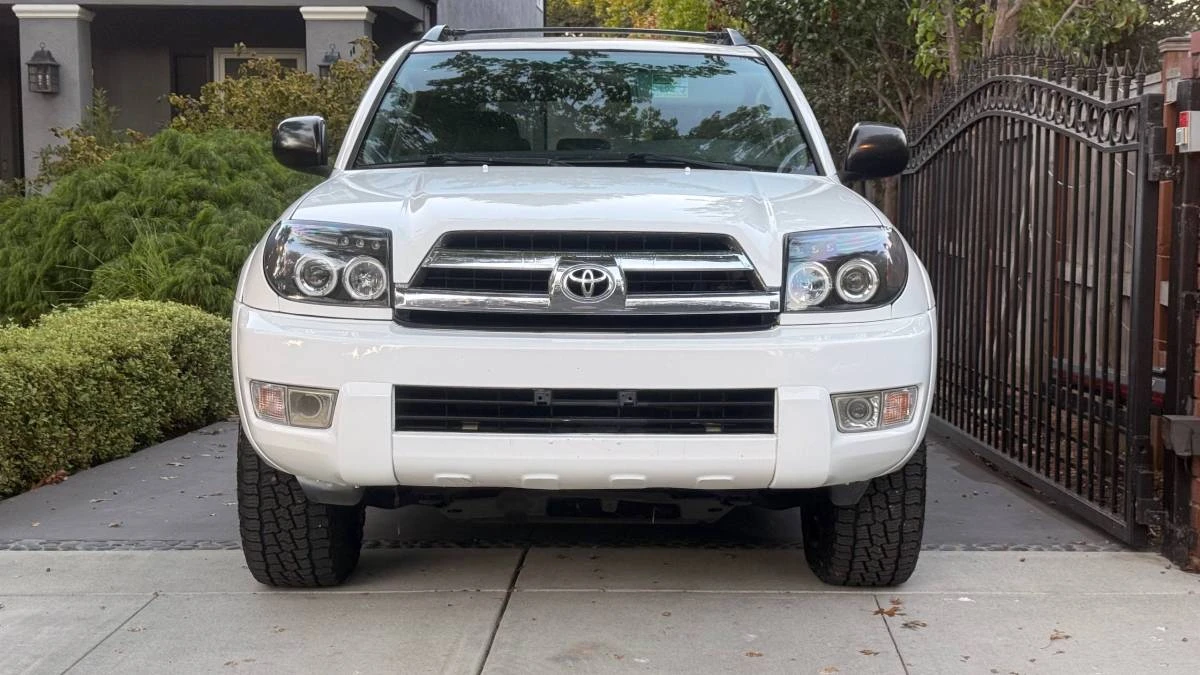 2005 Toyota 4Runner 4th Gen - Image 2 of 15