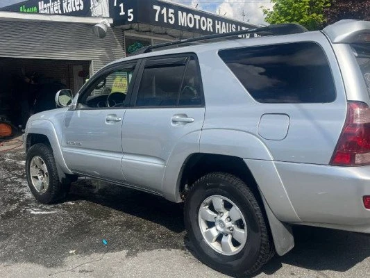 2005 Toyota 4Runner 4th Gen - Image 5 of 14