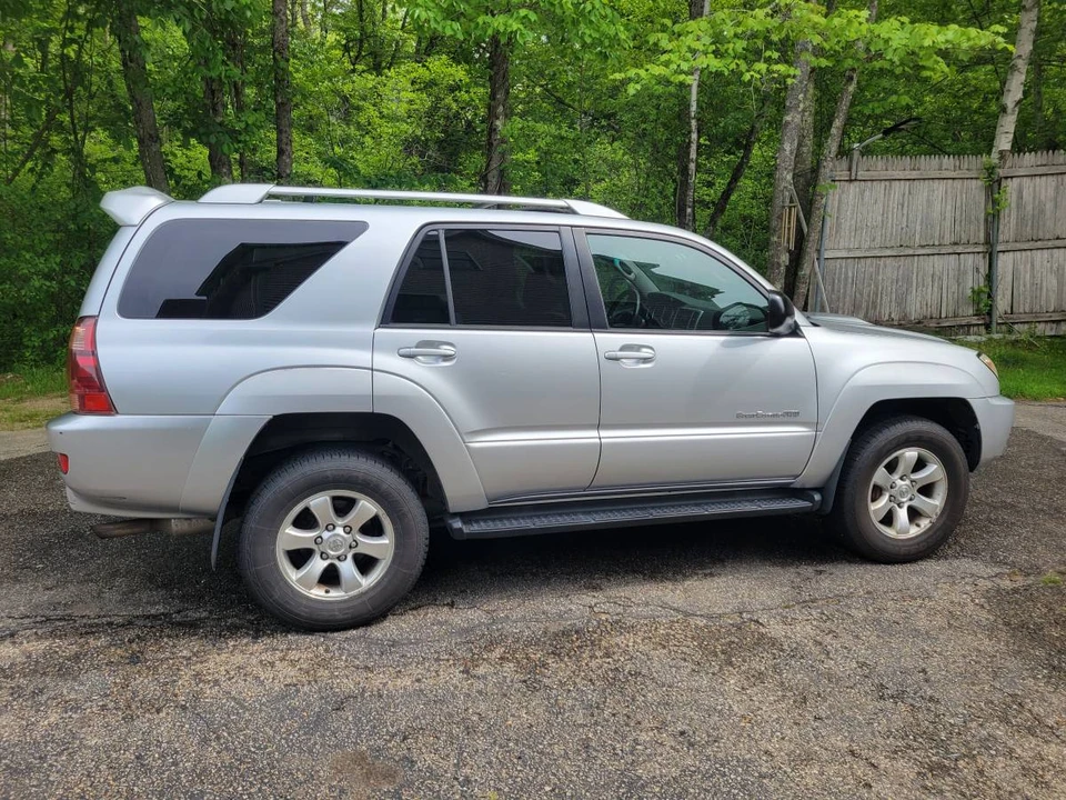 2005 Toyota 4Runner 4th Gen - Image 3 of 20