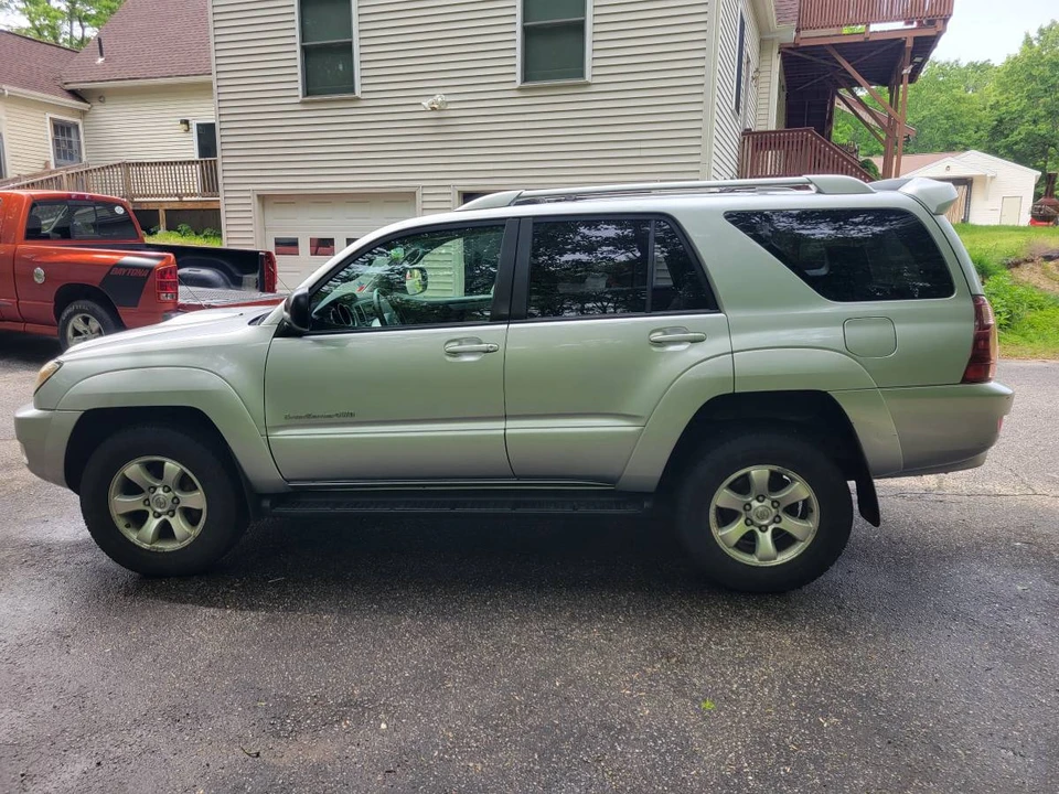 2005 Toyota 4Runner 4th Gen - Image 2 of 20