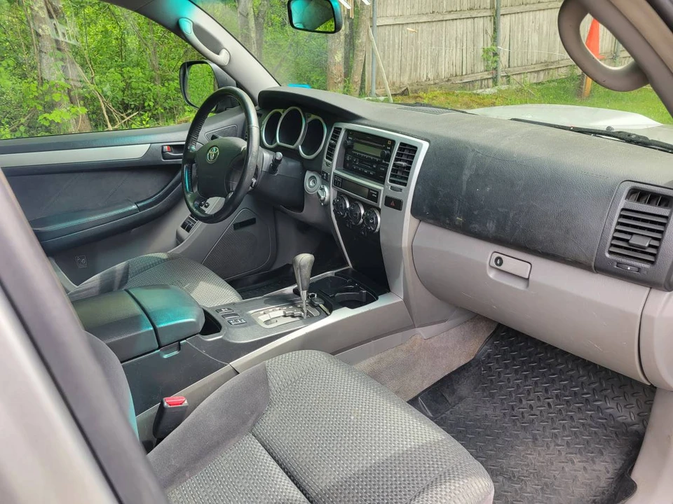 2005 Toyota 4Runner 4th Gen - Image 9 of 20