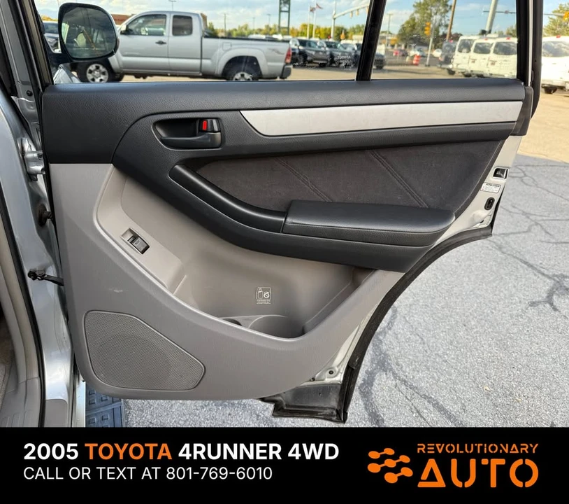 2005 Toyota 4Runner 4th Gen - Image 16 of 19