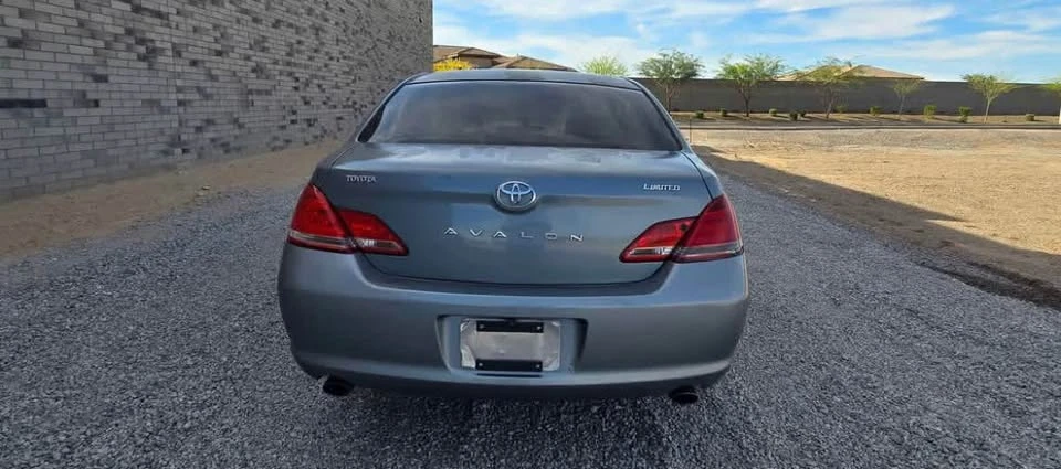 2005 Toyota Avalon 3rd Gen - Image 7 of 16