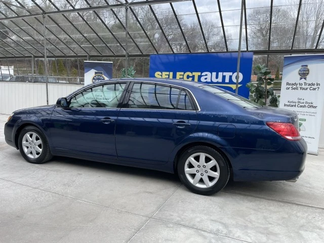 2005 Toyota Avalon 3rd Gen - Image 13 of 31