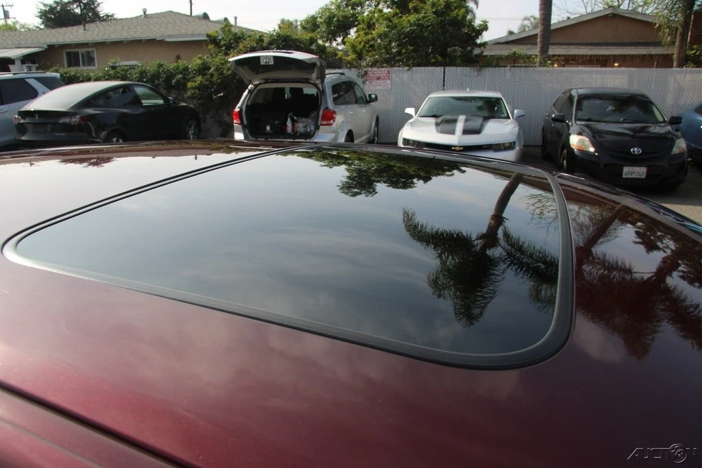2005 Toyota Avalon 3rd Gen - Image 12 of 21