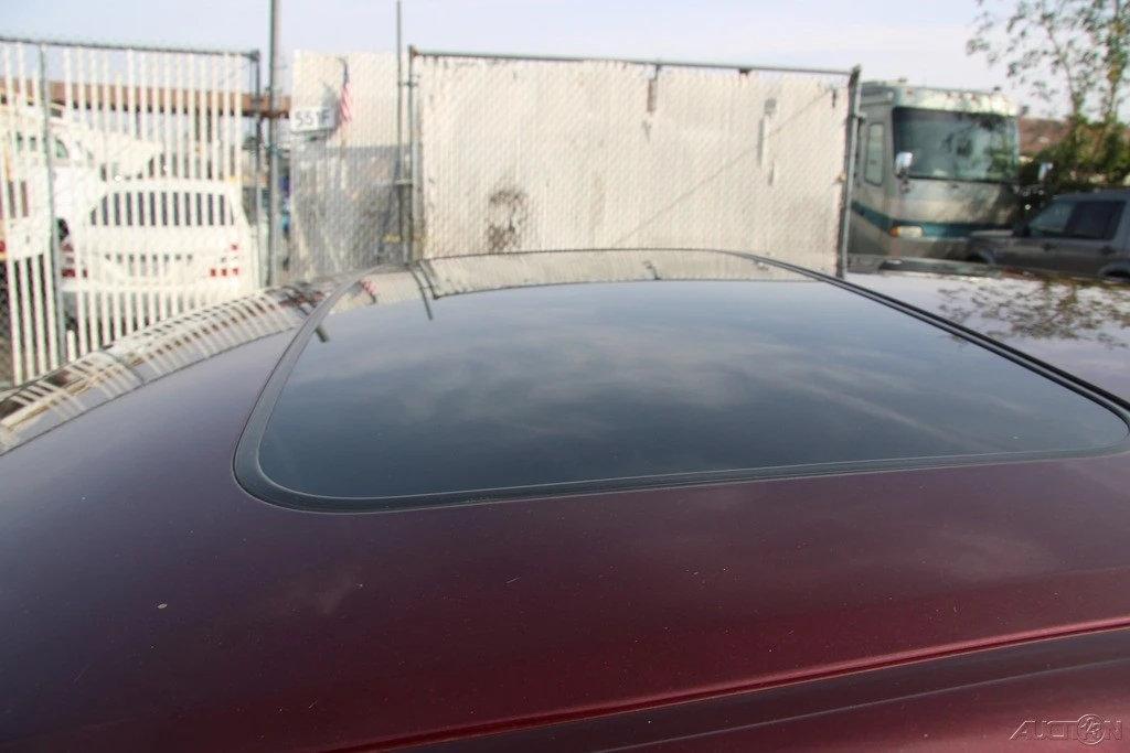 2005 Toyota Avalon 3rd Gen - Image 13 of 21