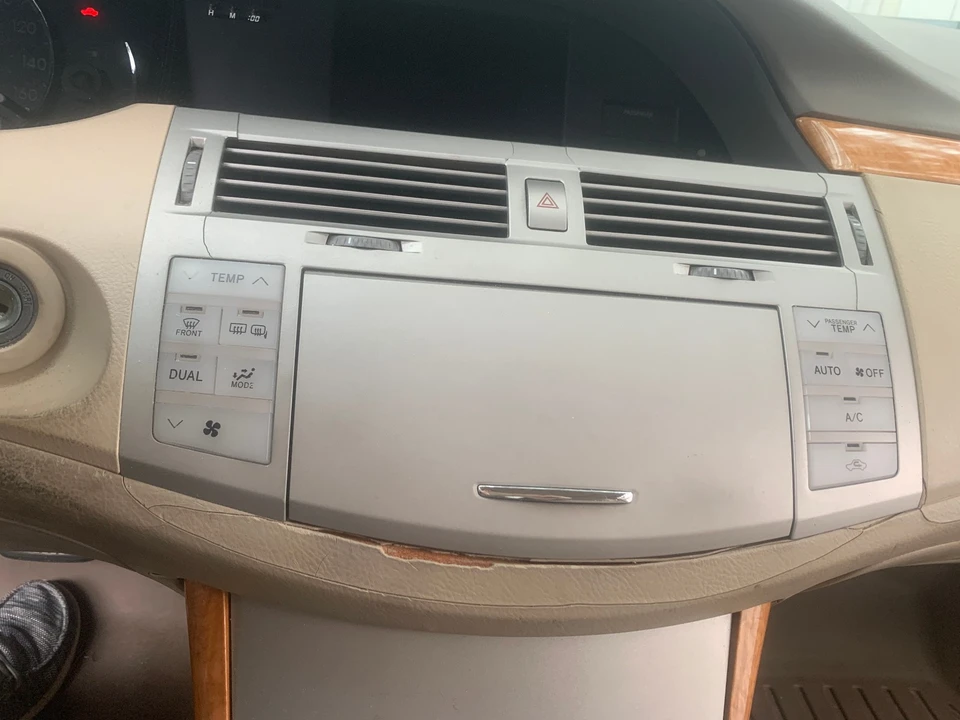 2005 Toyota Avalon 3rd Gen - Image 20 of 21