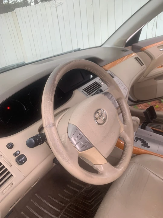 2005 Toyota Avalon 3rd Gen - Image 10 of 21