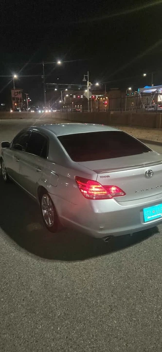 2005 Toyota Avalon 3rd Gen - Image 6 of 19