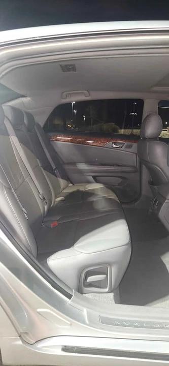 2005 Toyota Avalon 3rd Gen - Image 15 of 19