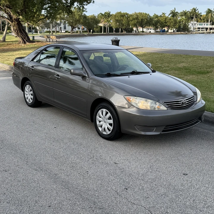 2005 Toyota Camry 5th Gen - Image 2 of 21