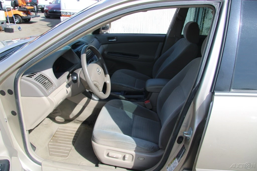 2005 Toyota Camry 5th Gen - Image 14 of 21