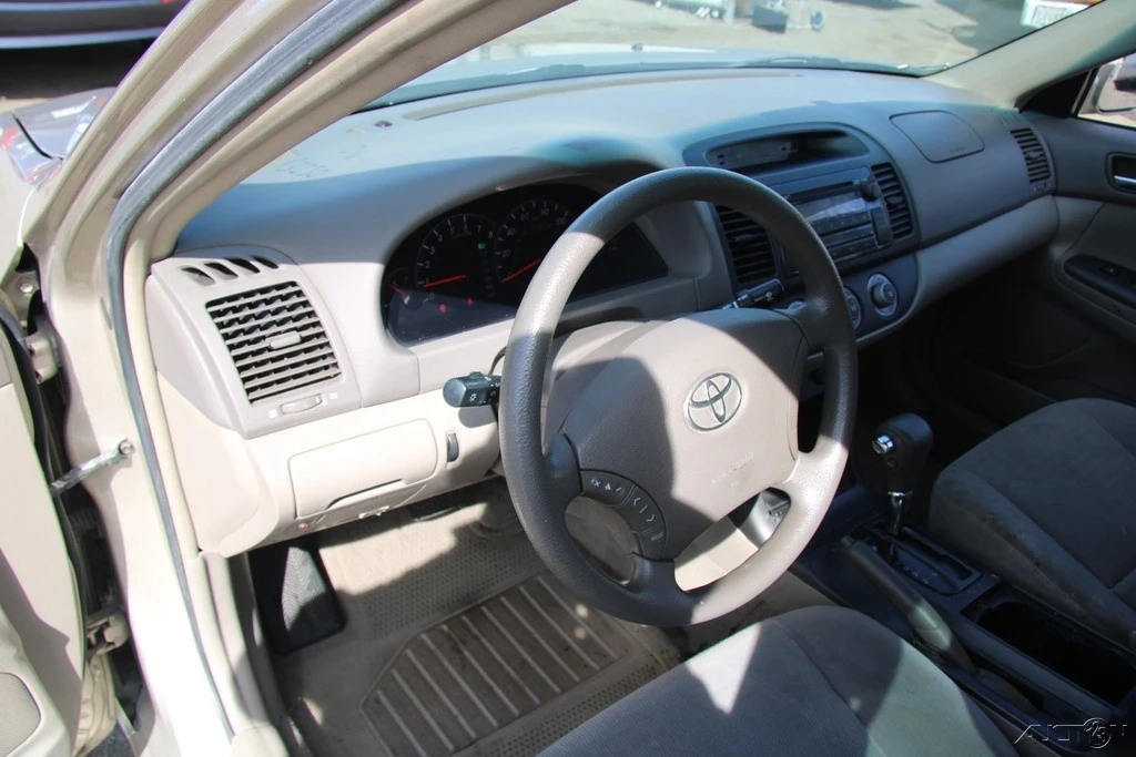 2005 Toyota Camry 5th Gen - Image 15 of 21