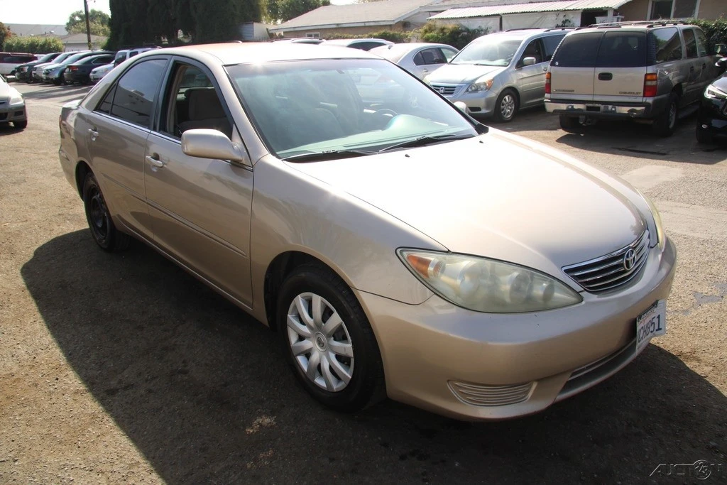 2005 Toyota Camry 5th Gen - Image 10 of 21