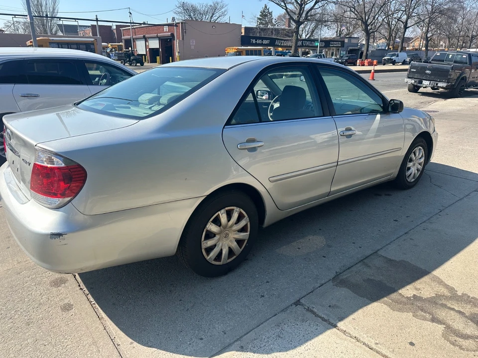 2005 Toyota Camry 5th Gen - Image 7 of 21