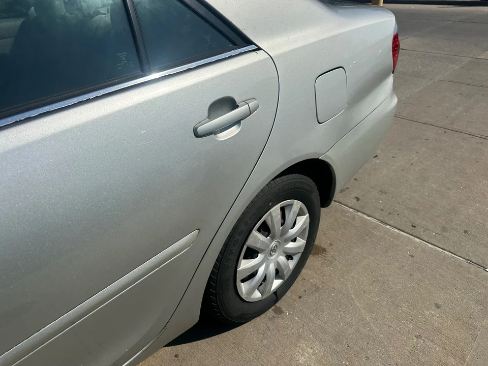 2005 Toyota Camry 5th Gen - Image 14 of 21