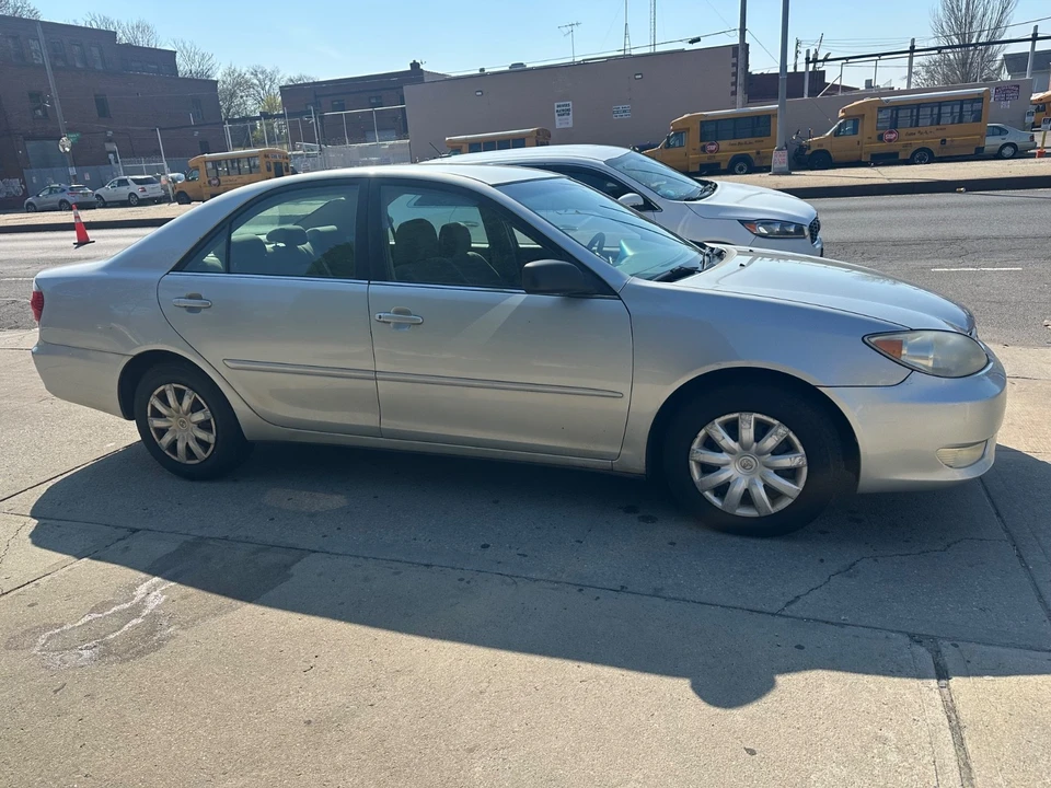 2005 Toyota Camry 5th Gen - Image 8 of 21