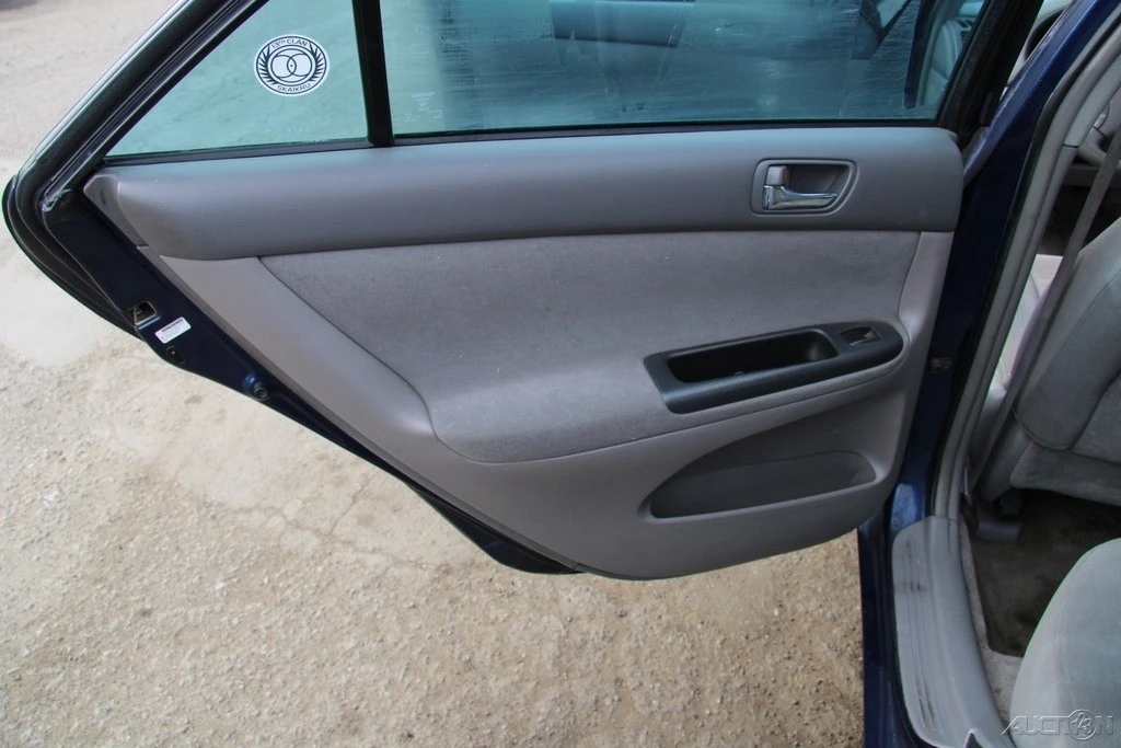 2005 Toyota Camry 5th Gen - Image 18 of 21