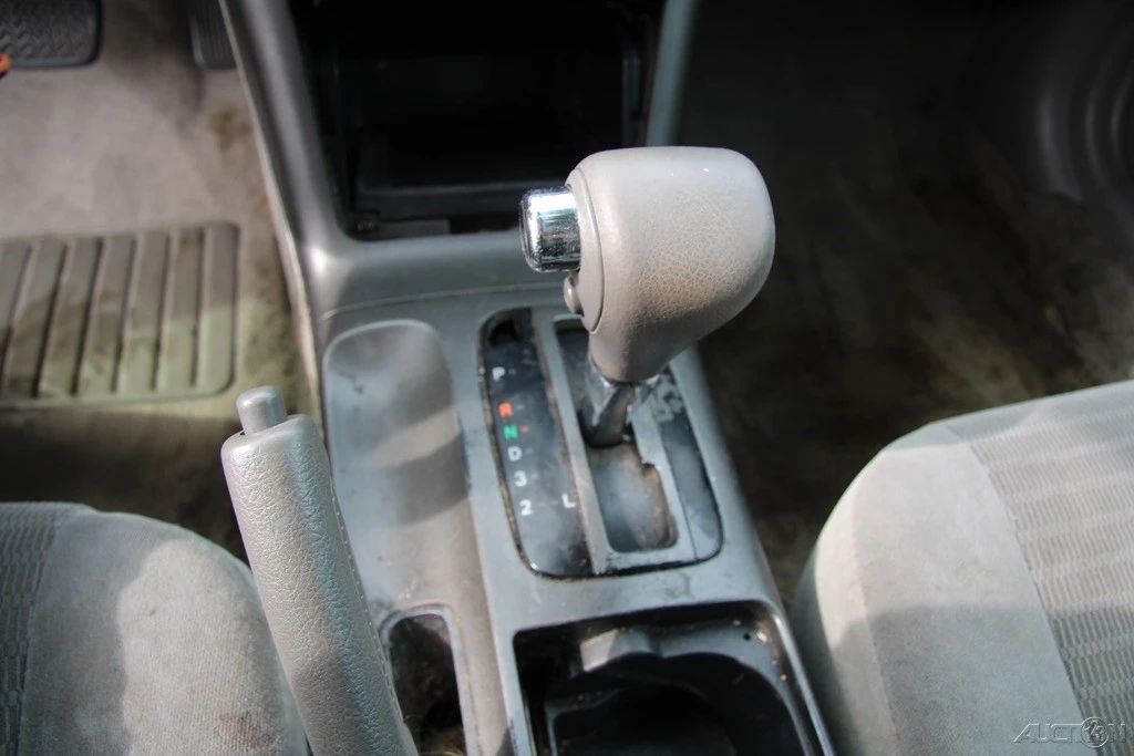 2005 Toyota Camry 5th Gen - Image 17 of 21