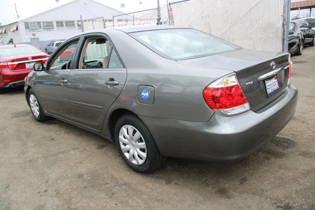 2005 Toyota Camry 5th Gen - Image 5 of 21