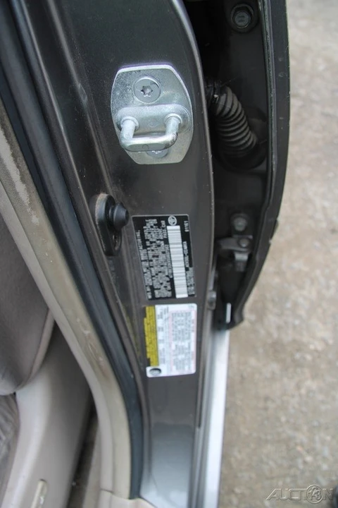 2005 Toyota Camry 5th Gen - Image 12 of 21