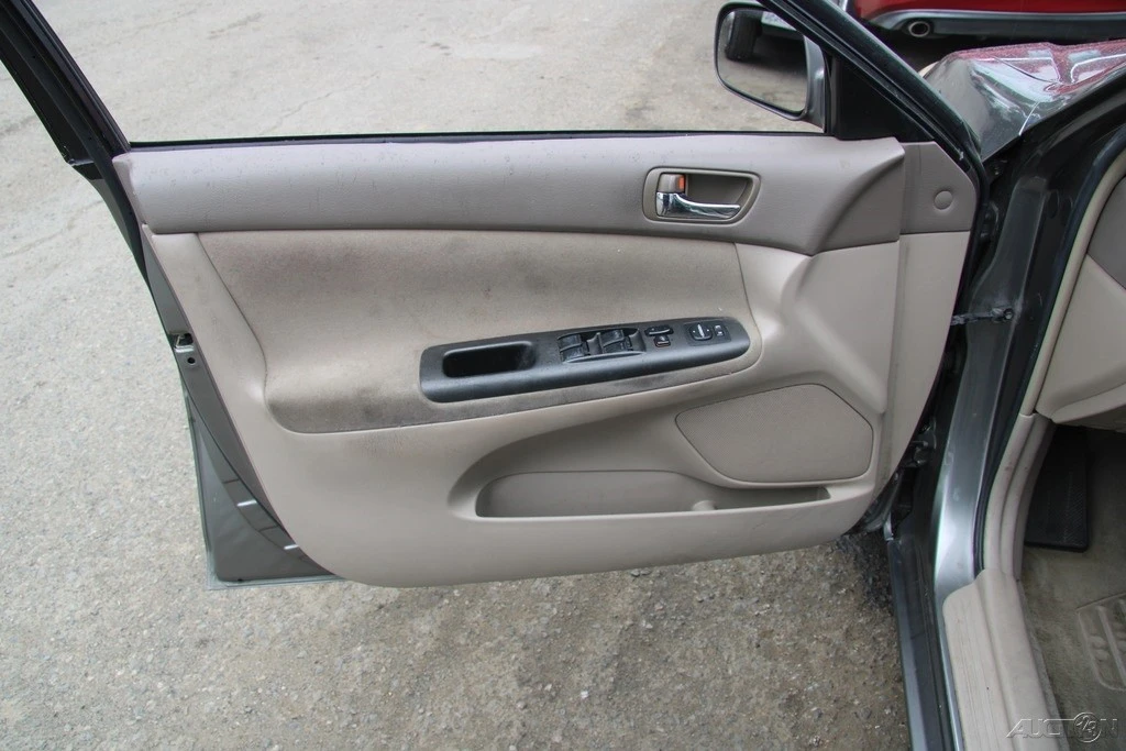 2005 Toyota Camry 5th Gen - Image 13 of 21