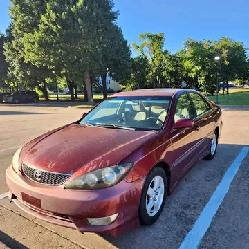 2005 Toyota Camry SE Sedan 4D