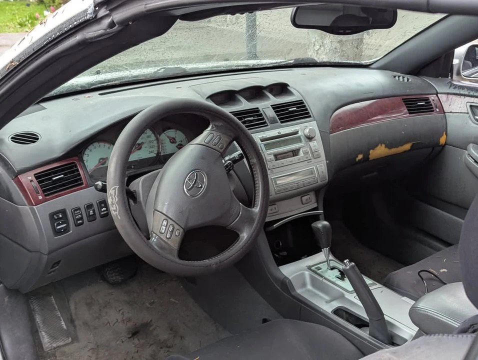 2005 Toyota Solara 2nd Gen - Image 3 of 4