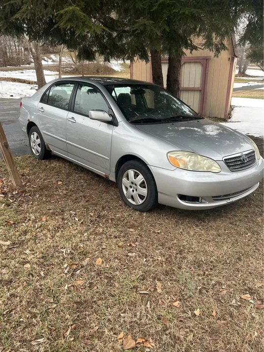 2005 Toyota Corolla 9th Gen - Image 2 of 2