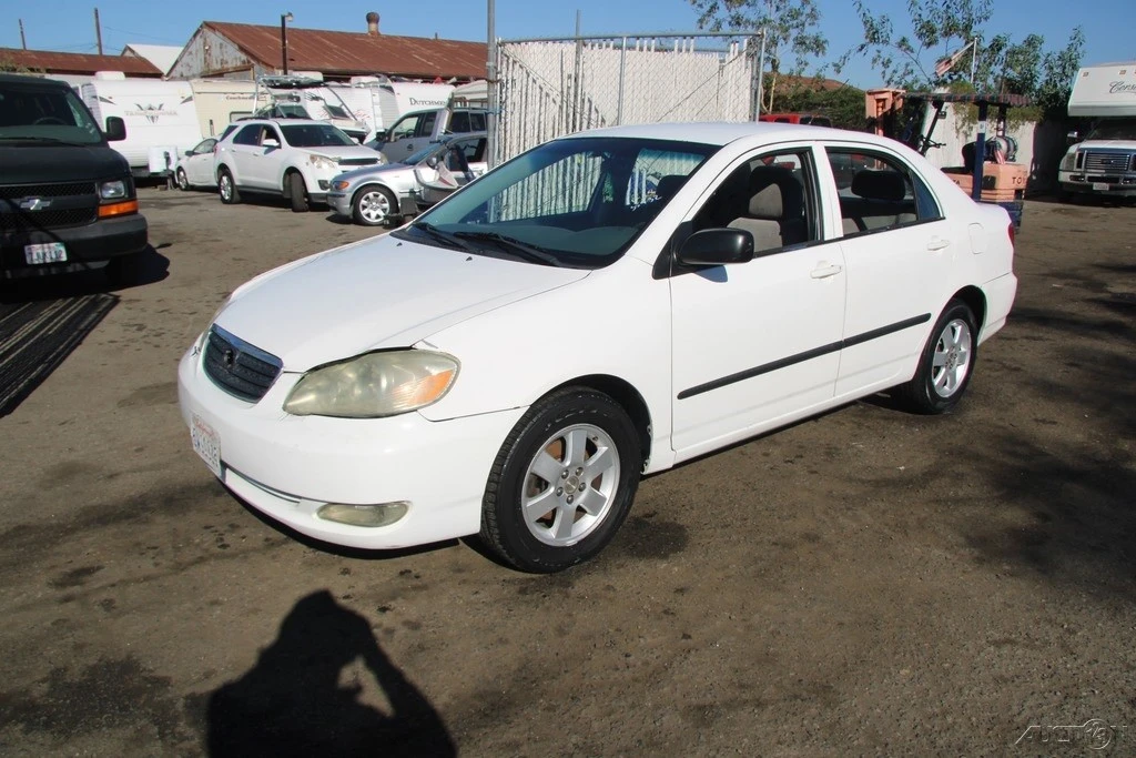 2005 Toyota Corolla 9th Gen - Image 2 of 21