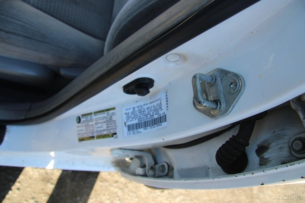 2005 Toyota Corolla 9th Gen - Image 10 of 21