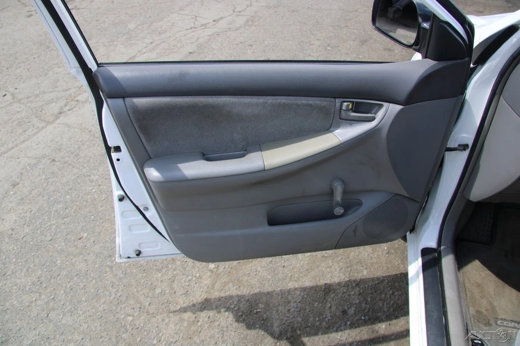 2005 Toyota Corolla 9th Gen - Image 13 of 21