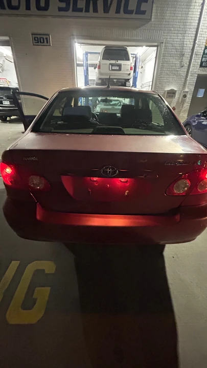 2005 Toyota Corolla 9th Gen - Image 5 of 11