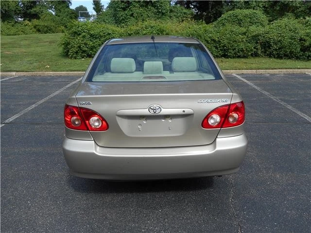2005 Toyota Corolla 9th Gen - Image 5 of 12