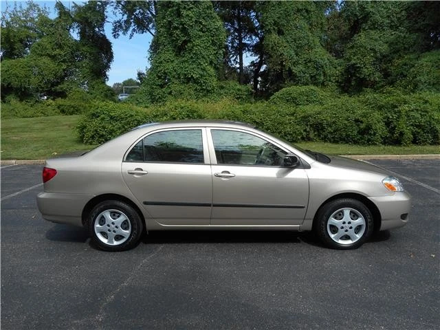 2005 Toyota Corolla 9th Gen - Image 2 of 12