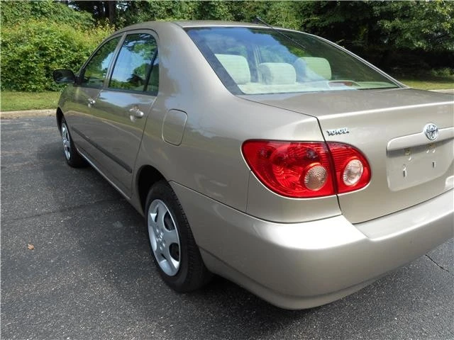 2005 Toyota Corolla 9th Gen - Image 6 of 12
