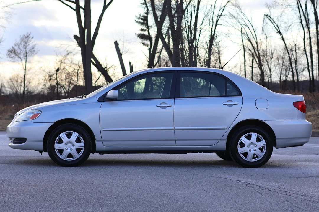 2005 Toyota Corolla 9th Gen - Image 3 of 31