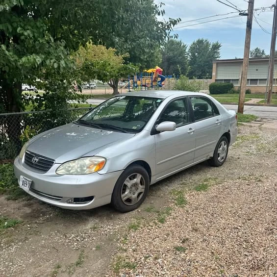 2005 Toyota Corolla - Image 1 of 1