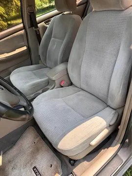 2005 Toyota Corolla 9th Gen - Image 2 of 5