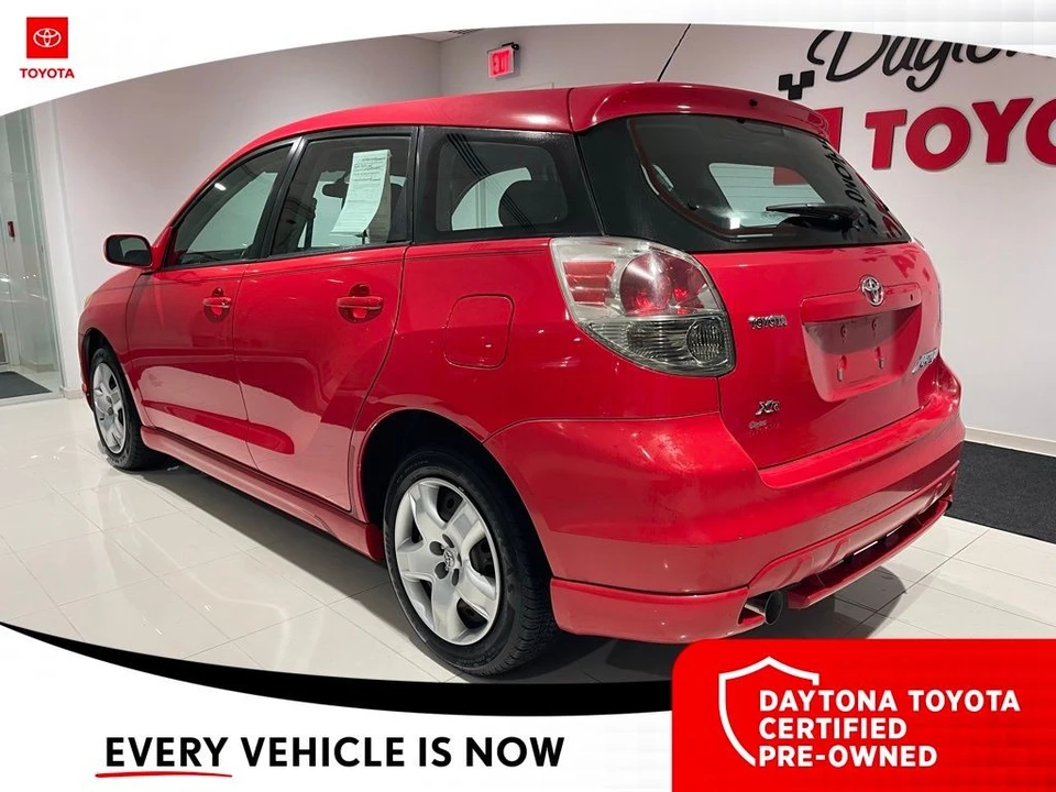 2005 Toyota Matrix 1st Gen - Image 11 of 12