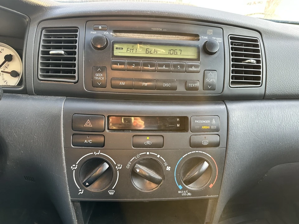 2005 Toyota Corolla 9th Gen - Image 13 of 20