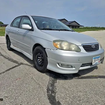2005 Toyota Corolla S Sedan 4D