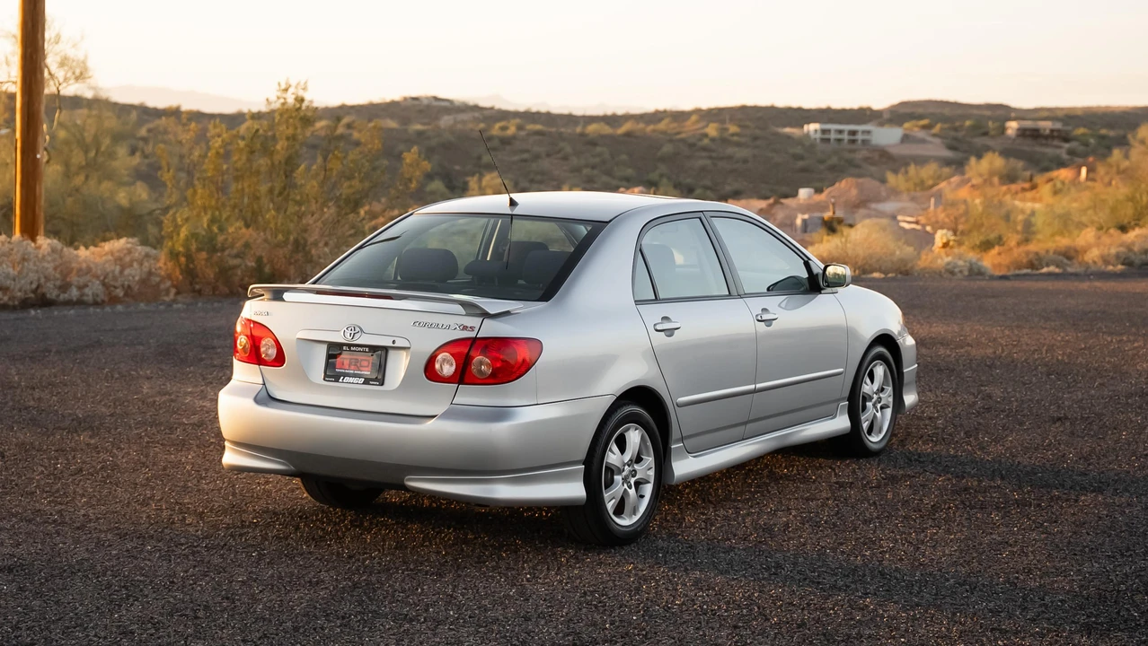 2005 Toyota Corolla 9th Gen - Image 16 of 31