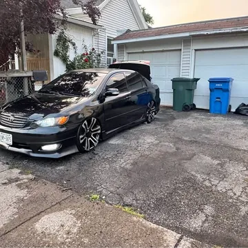 2005 Toyota Corolla XRS Sedan 4D