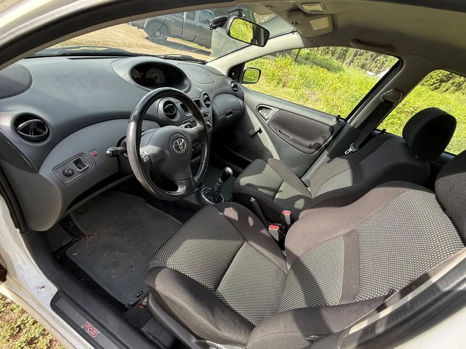 2005 Toyota Echo - Image 7 of 10